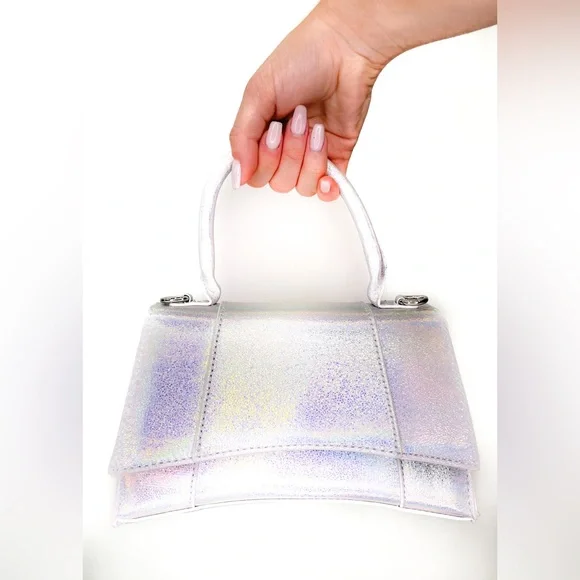 NWT Silver Lucas Crossbody with Adjustable Strap & Hand Bag - Picture 3 of 6